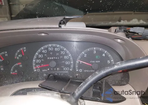 1998 Ford Expedition Eddie Bauer/Xlt z USA, uszkodzony, nr VIN 1FMRU17L5WLA42698